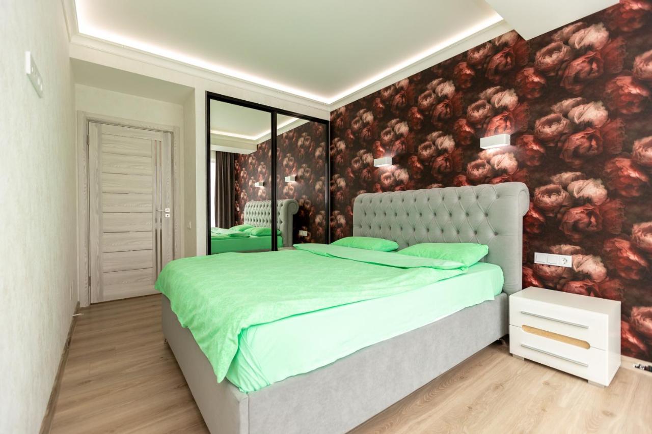 Main Street Sky House Apartments تشيسيناو المظهر الخارجي الصورة