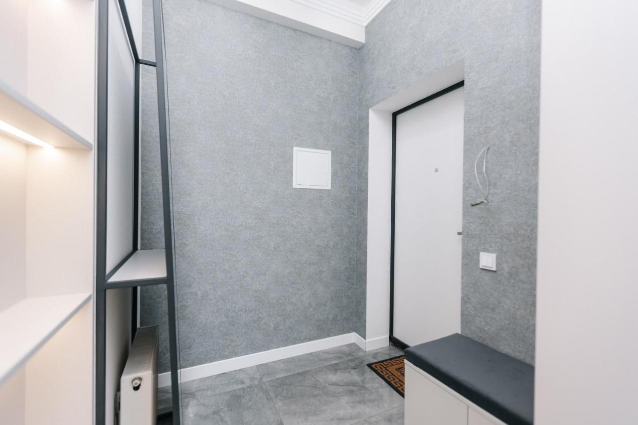 Main Street Sky House Apartments تشيسيناو المظهر الخارجي الصورة