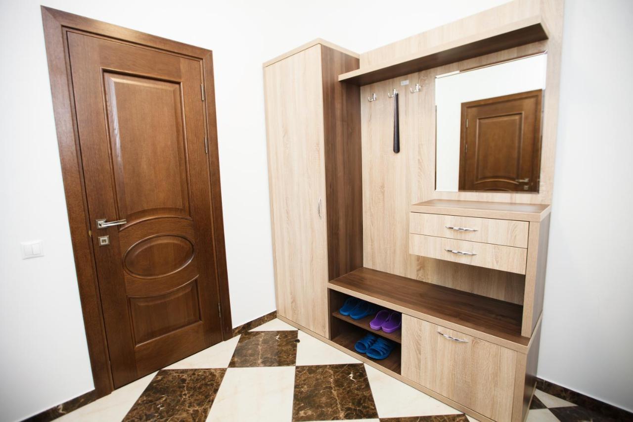 Main Street Sky House Apartments تشيسيناو المظهر الخارجي الصورة