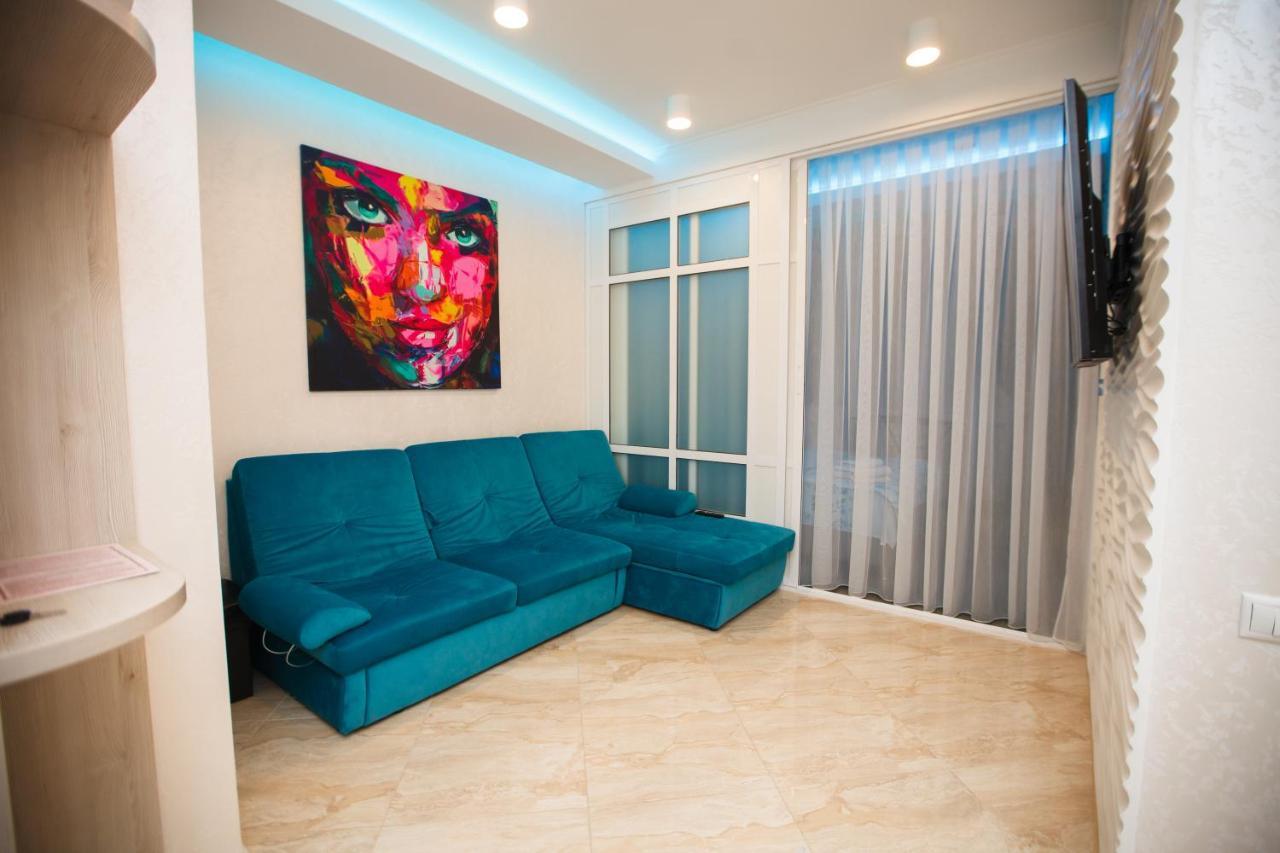 Main Street Sky House Apartments تشيسيناو المظهر الخارجي الصورة