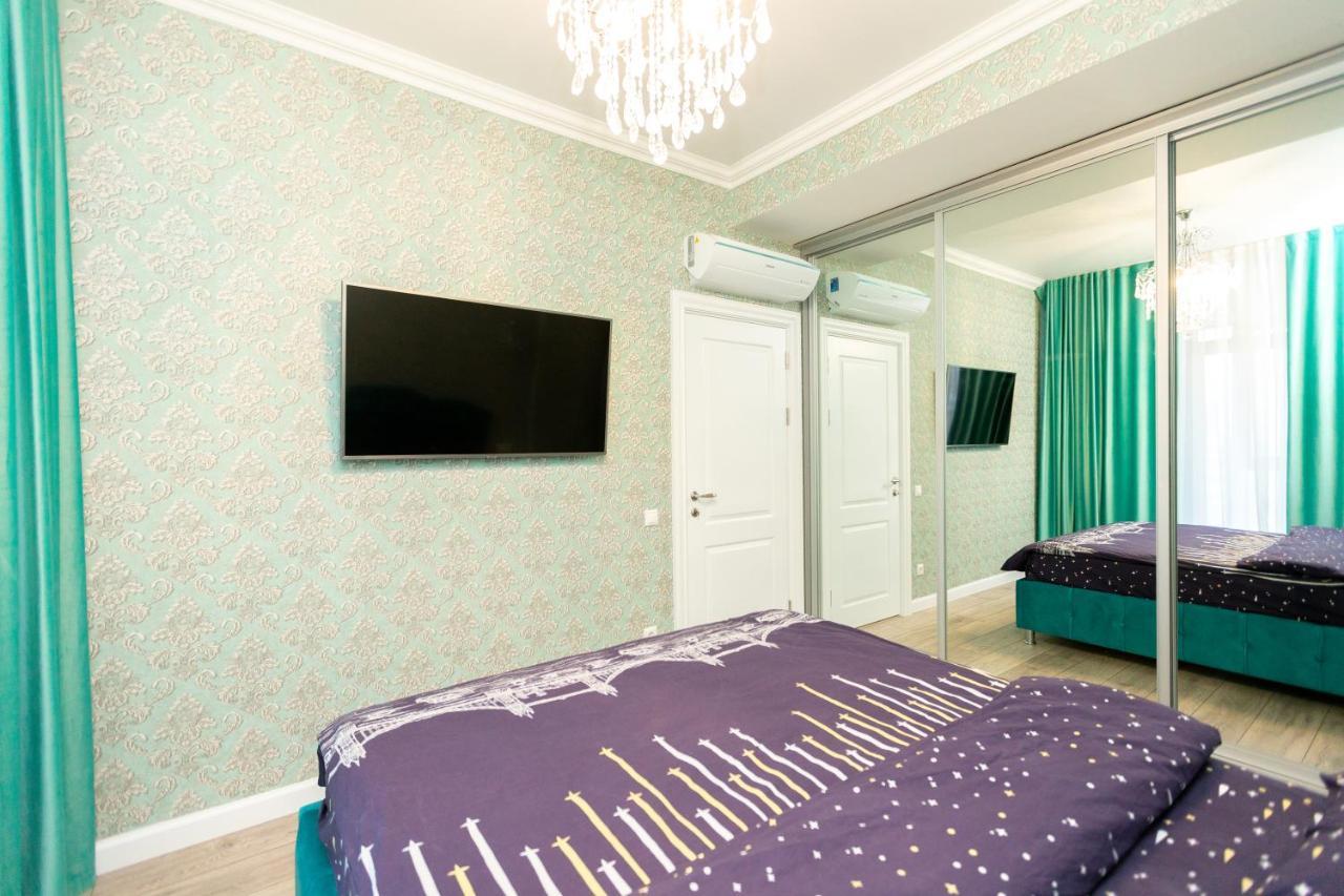 Main Street Sky House Apartments تشيسيناو المظهر الخارجي الصورة